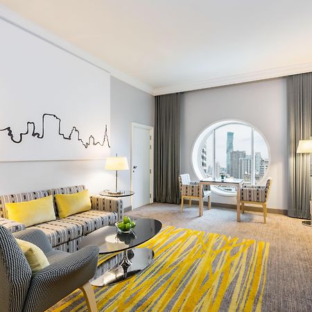 Holiday Inn Bangkok Silom By Ihg Esterno foto