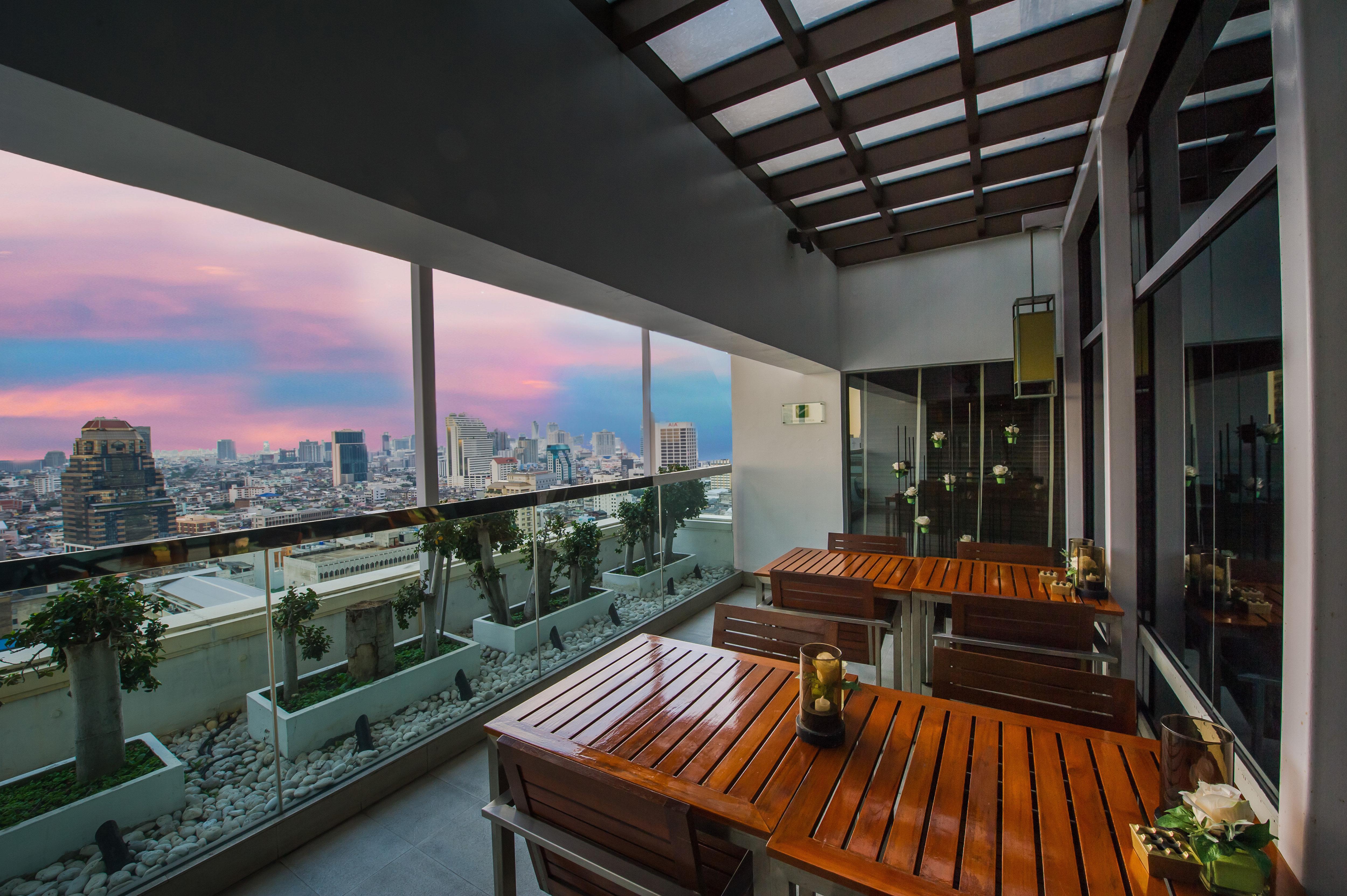 Holiday Inn Bangkok Silom By Ihg Esterno foto