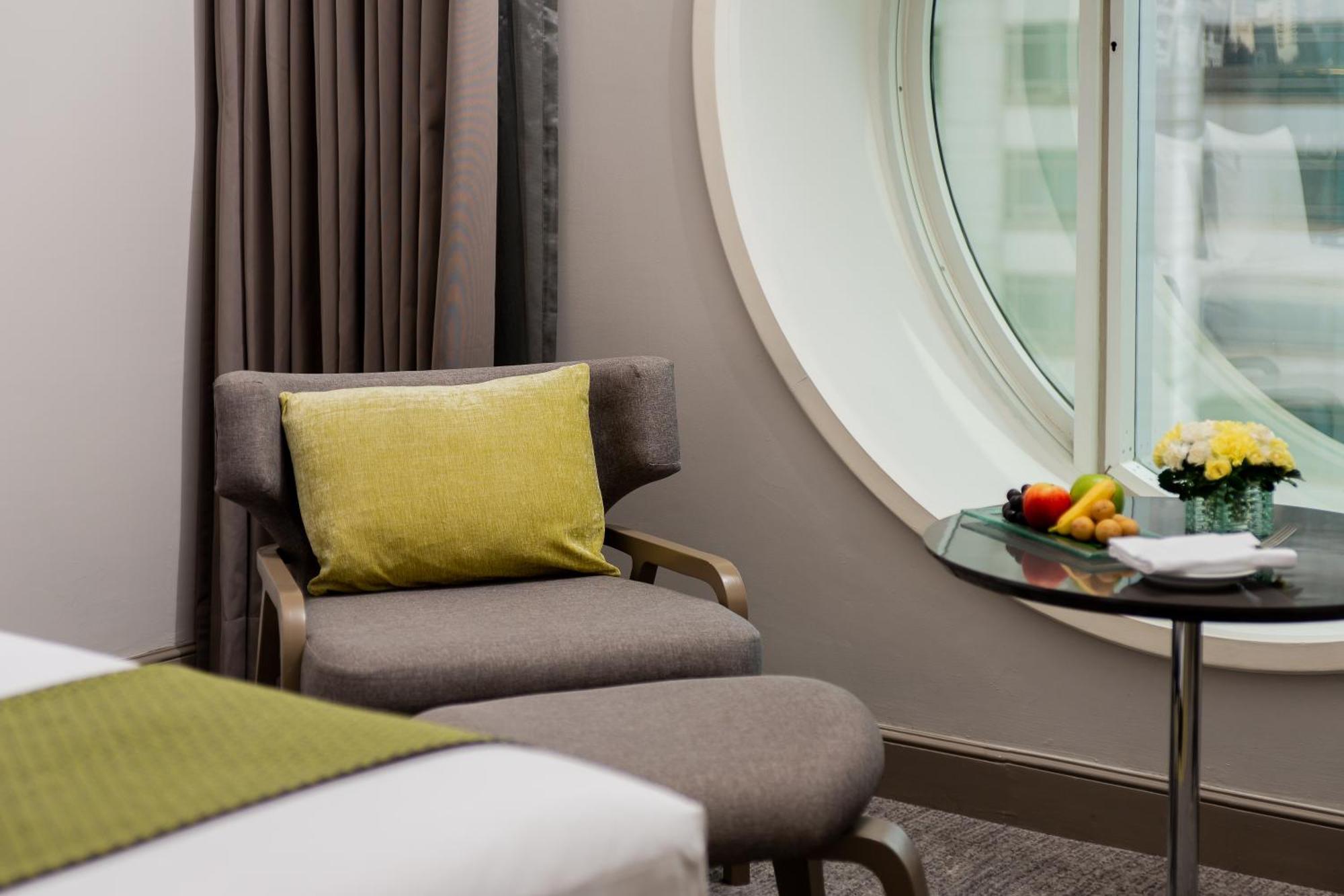 Holiday Inn Bangkok Silom By Ihg Esterno foto