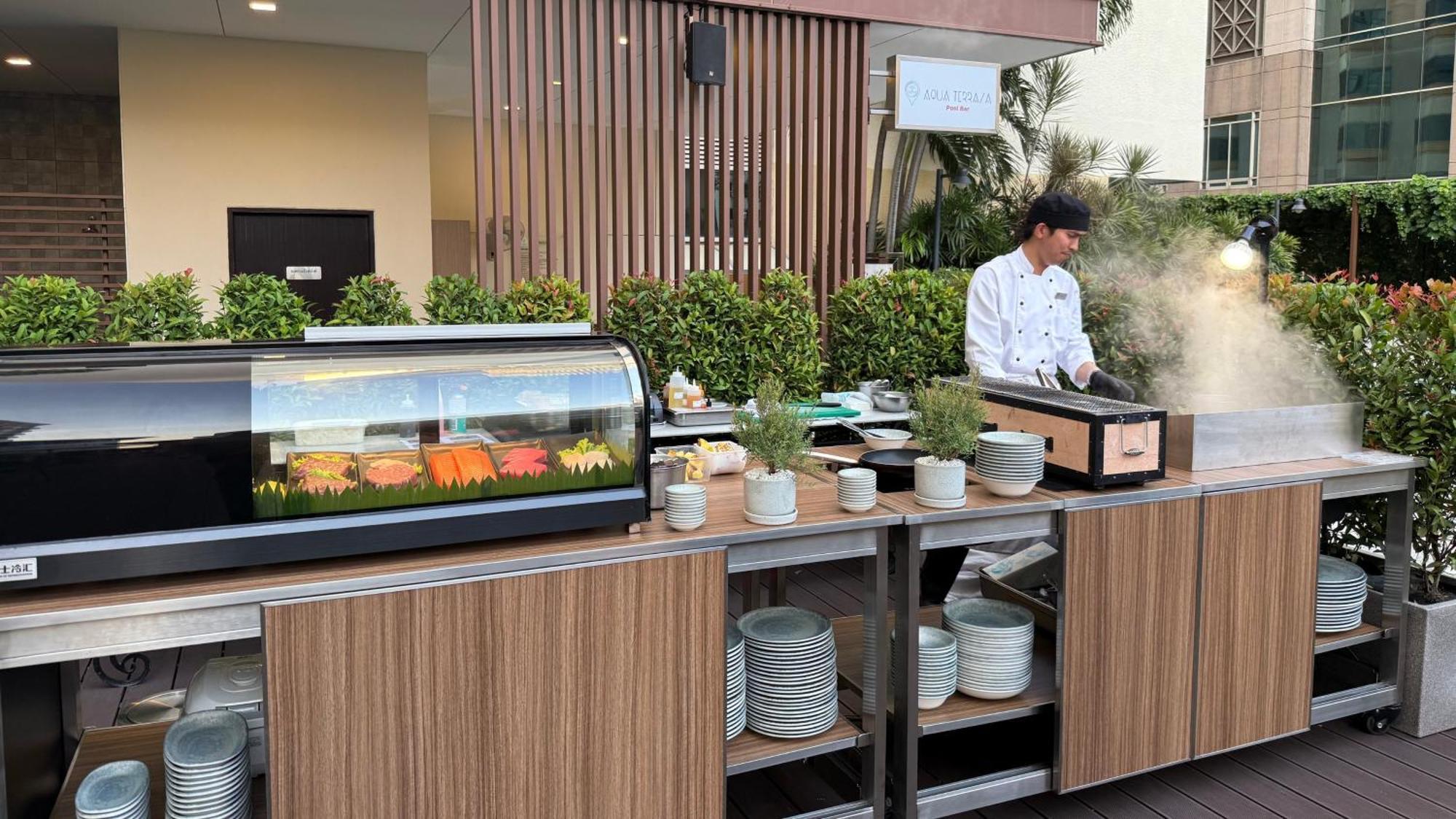 Holiday Inn Bangkok Silom By Ihg Esterno foto