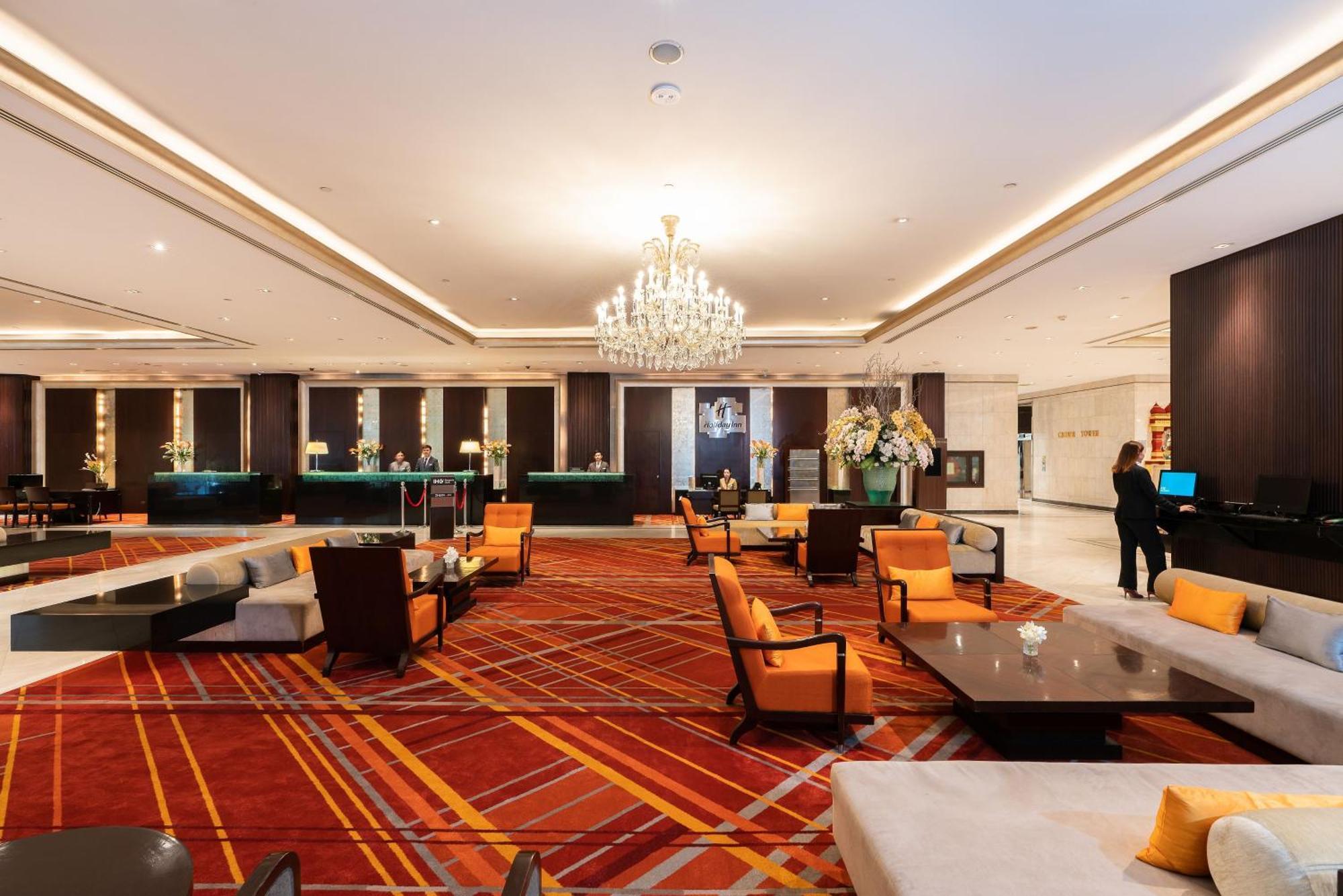 Holiday Inn Bangkok Silom By Ihg Esterno foto