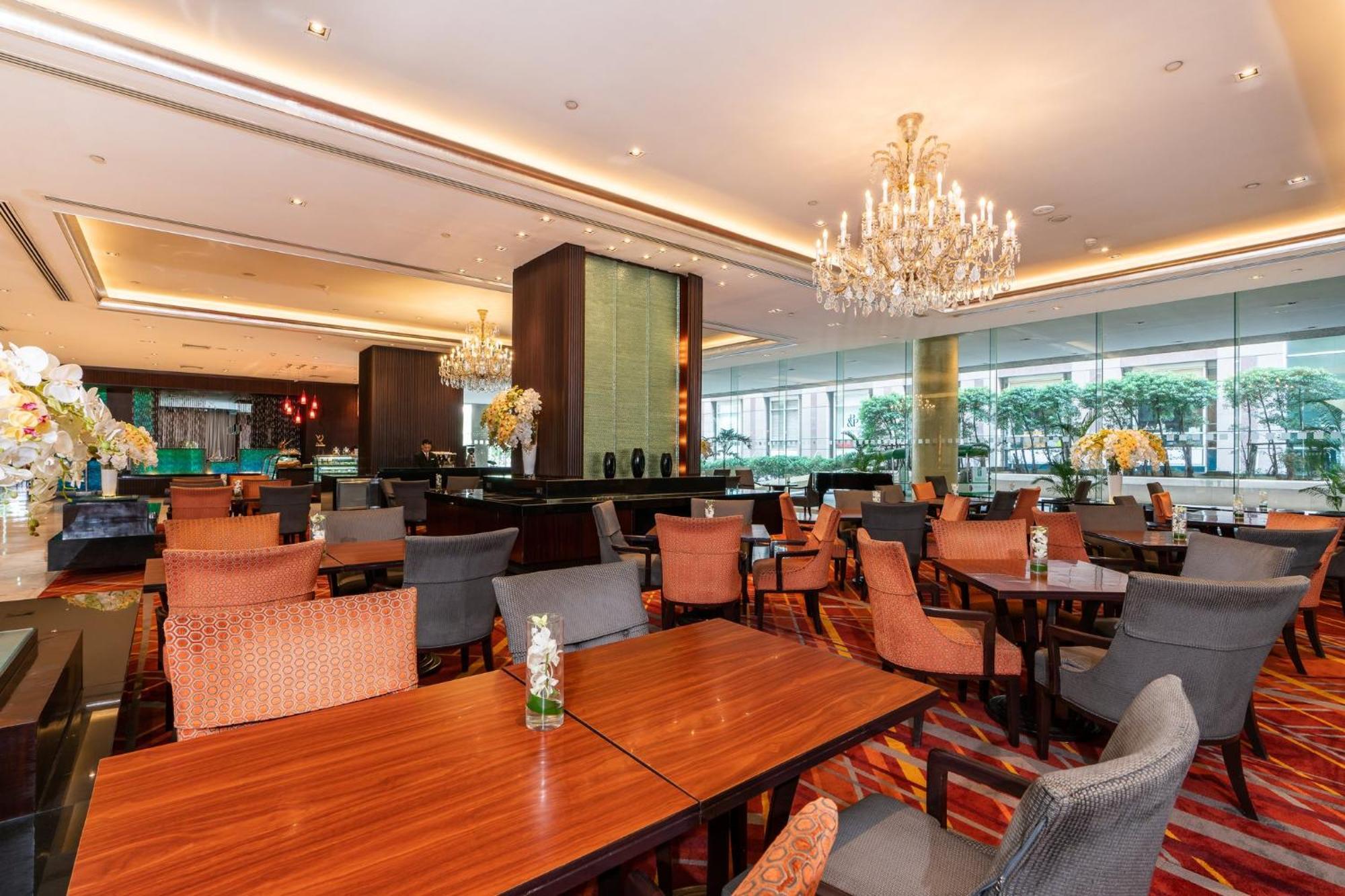 Holiday Inn Bangkok Silom By Ihg Esterno foto