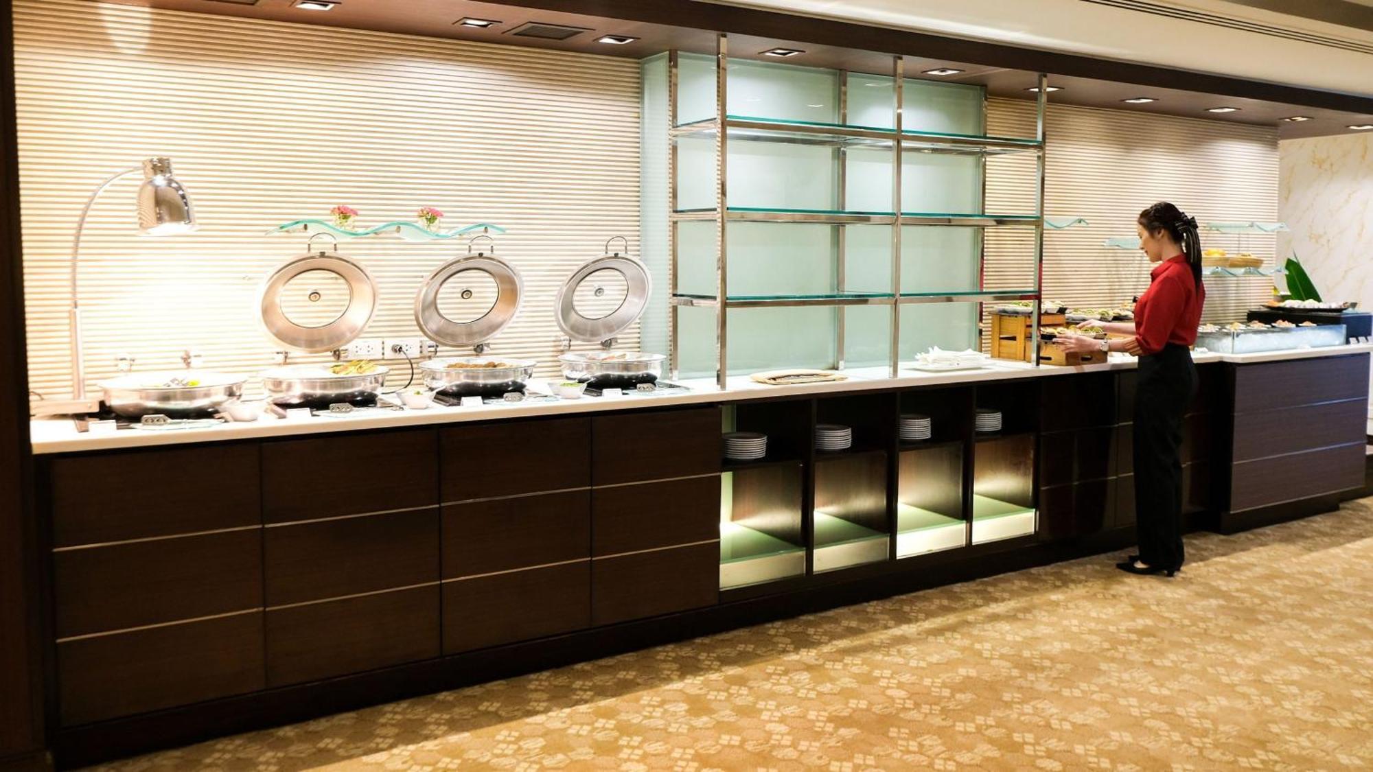 Holiday Inn Bangkok Silom By Ihg Esterno foto